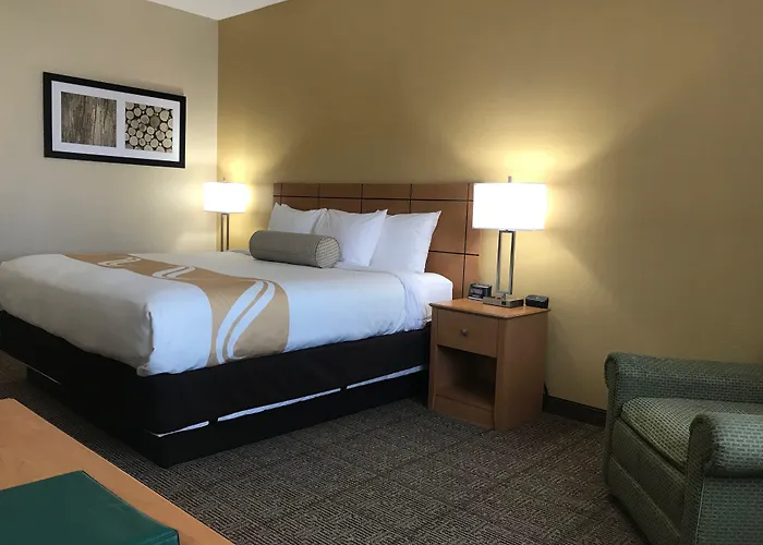 Quality & Southwest Near I-72 Hotel