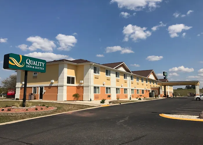 Hotel Quality & Southwest Near I-72 Springfield